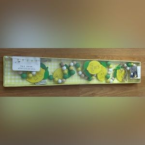 ‼️CLEARANCE‼️ Rae Dunn 45” Garland Decor - All about LEMONS